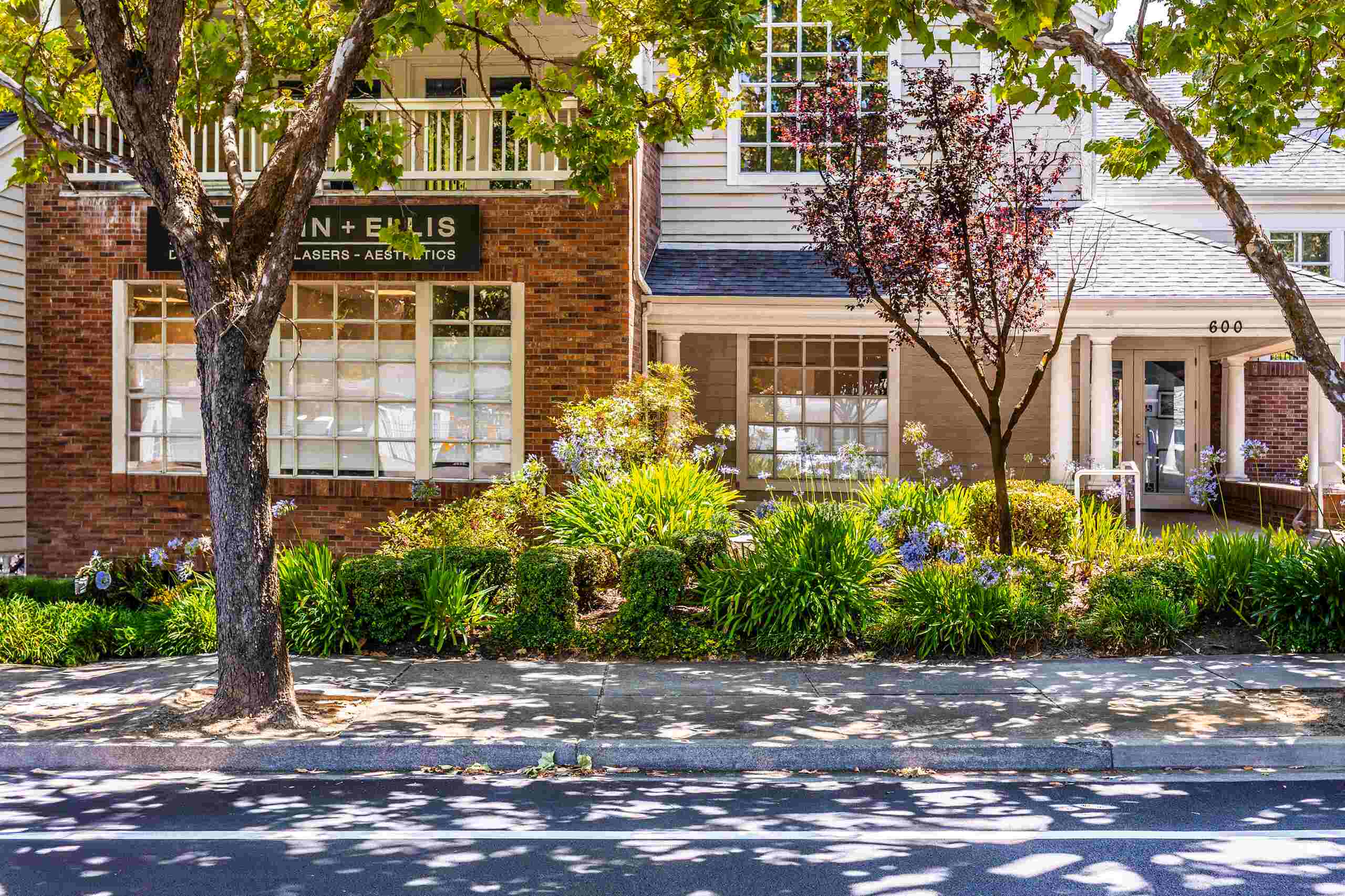 Building where Potozkin and Ellis dermatology is located