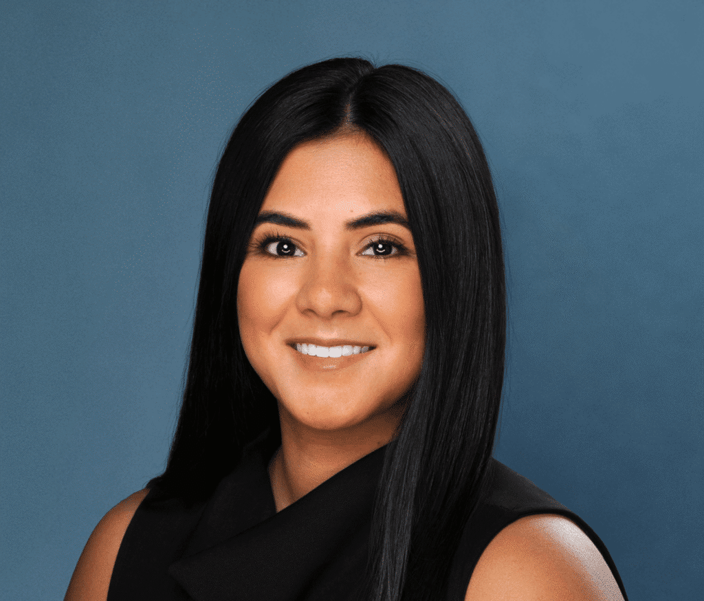 Nicole Rivas Headshot